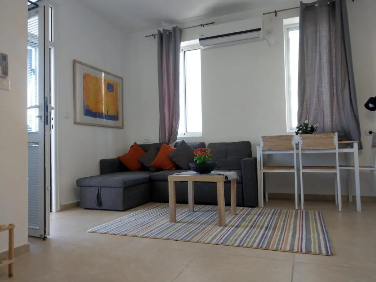 Bahahi Garden Suites Haifa Israel